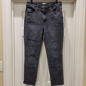Madewell The Perfect Vintage, size 30, distressed black.